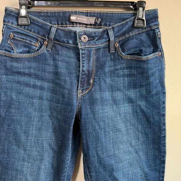 Levi's bold curve mid rise straight size 8 jeans - Picture 2 of 7